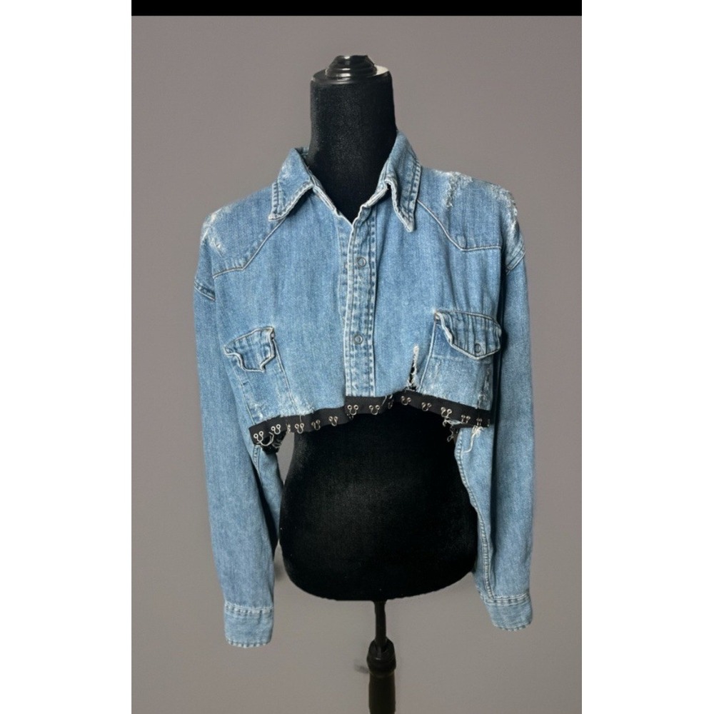 FURST OF A KIND Vintage Upcycled Long-Sleeve Shirt Denim Women's‎ M/L Cropped
